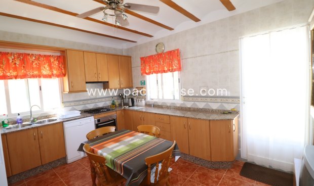 Resale - Country House -
Velez-Blanco