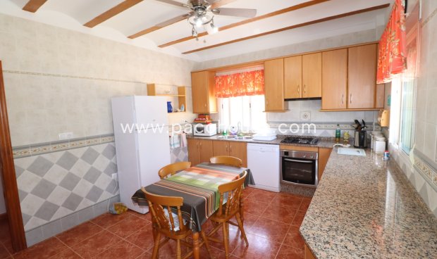 Resale - Country House -
Velez-Blanco