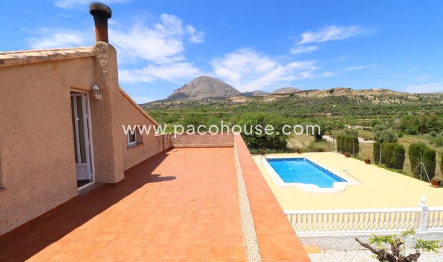 Resale - Country House -
Velez-Blanco
