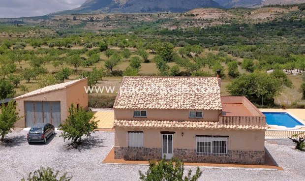 Resale - Country House -
Velez-Blanco