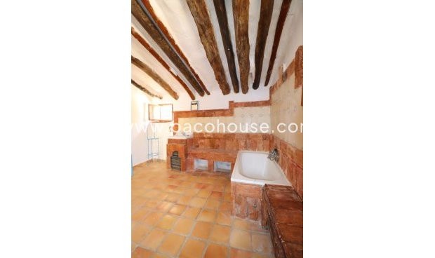 Resale - Cortijo -
Zarzalico