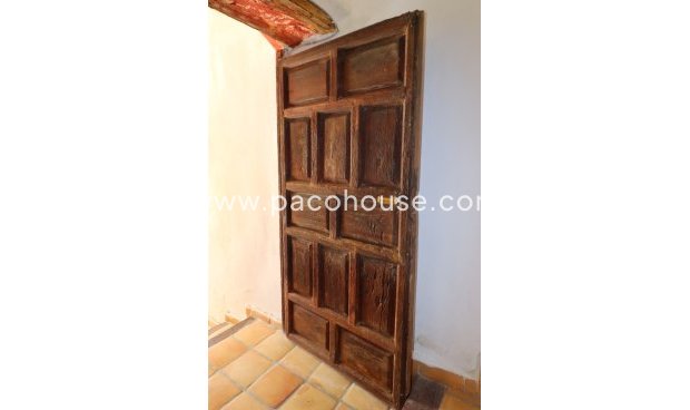Resale - Cortijo -
Zarzalico