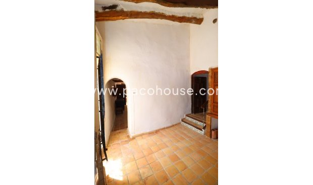 Resale - Cortijo -
Zarzalico