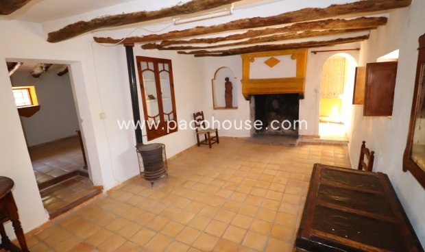 Resale - Cortijo -
Zarzalico
