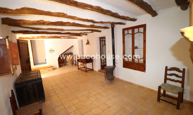 Resale - Cortijo -
Zarzalico