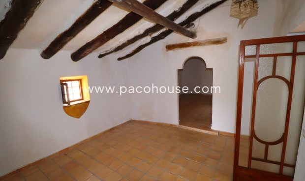 Resale - Cortijo -
Zarzalico