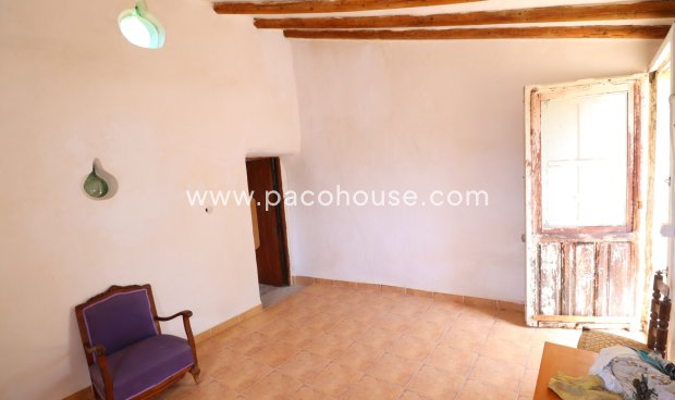 Resale - Cortijo -
Zarzalico