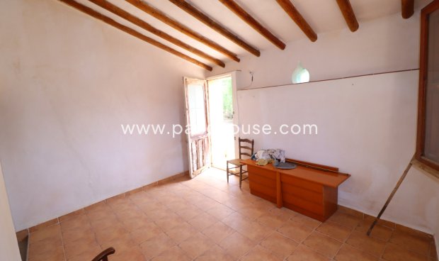 Resale - Cortijo -
Zarzalico