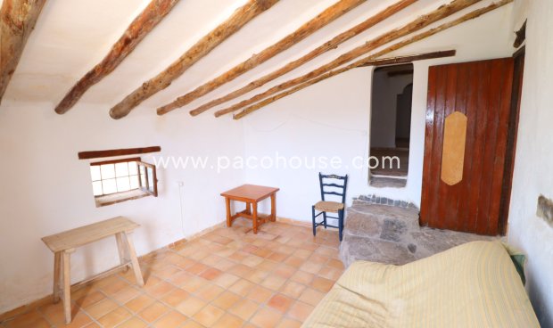 Resale - Cortijo -
Zarzalico