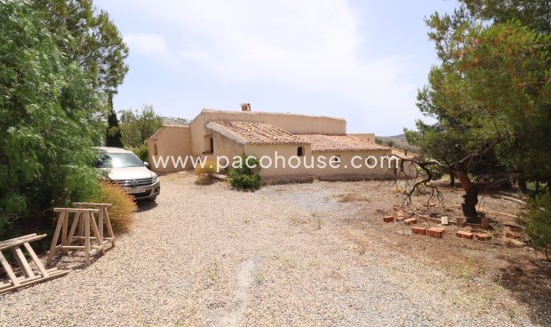 Resale - Cortijo -
Zarzalico