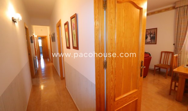 Resale - Country House -
Purias