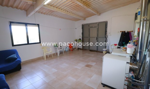 Resale - Country House -
Purias