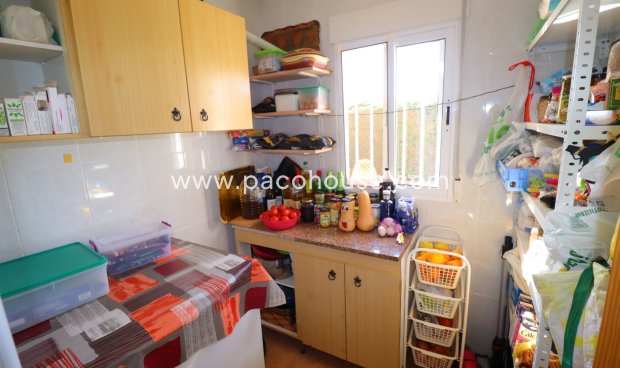 Resale - Country House -
Purias