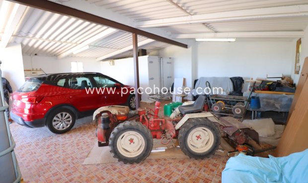 Resale - Country House -
Purias