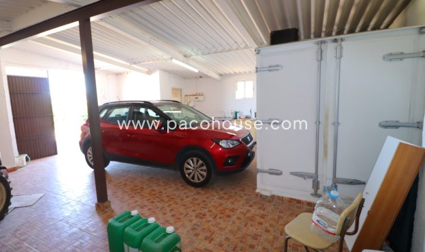 Resale - Country House -
Purias