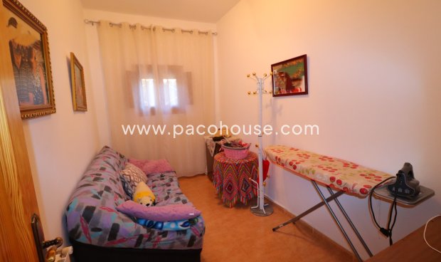 Resale - Country House -
Purias