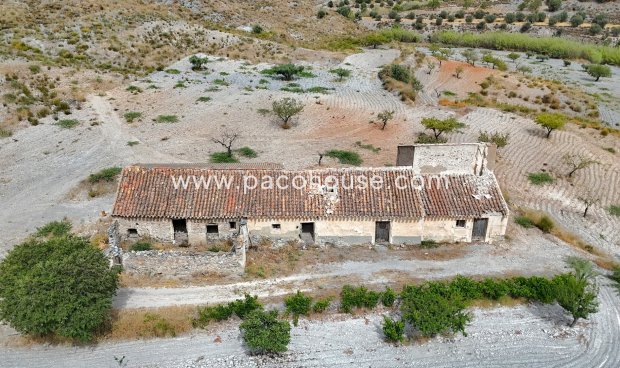 Resale - Cortijo -
Puerto Lumbreras