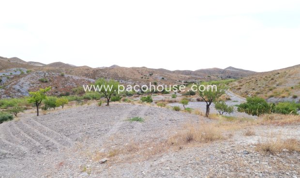 Resale - Cortijo -
Puerto Lumbreras