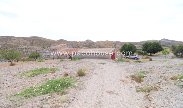 Resale - Cortijo -
Puerto Lumbreras