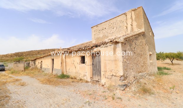 Resale - Cortijo -
Puerto Lumbreras