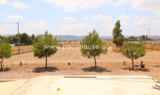 Resale - Villa -
Purias