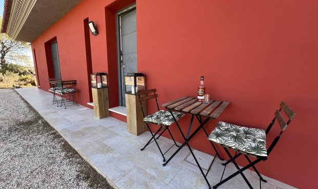 Reventa - Villa -
La Parroquia