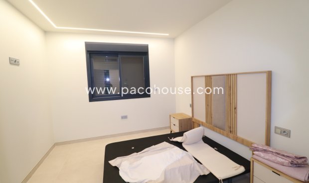 New Build - Villa -
Purias