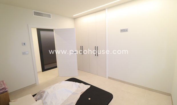 New Build - Villa -
Purias