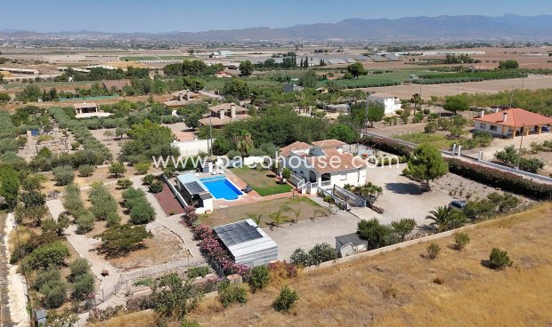 Resale - Villa -
Lorca
