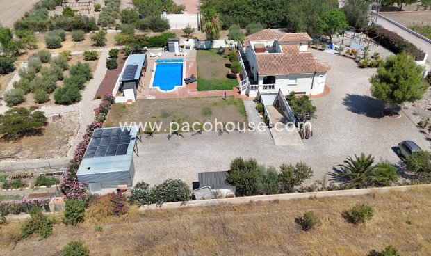 Resale - Villa -
Lorca