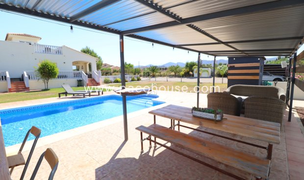 Resale - Villa -
Lorca