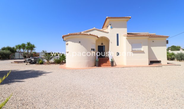 Resale - Villa -
Lorca