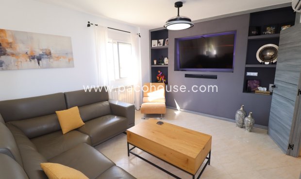 Resale - Villa -
Lorca