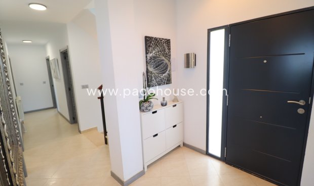 Resale - Villa -
Lorca