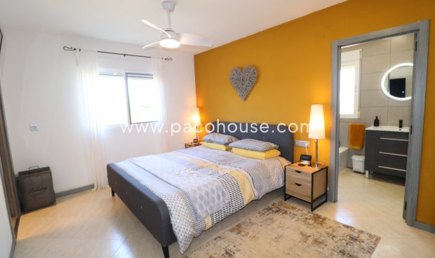 Resale - Villa -
Lorca