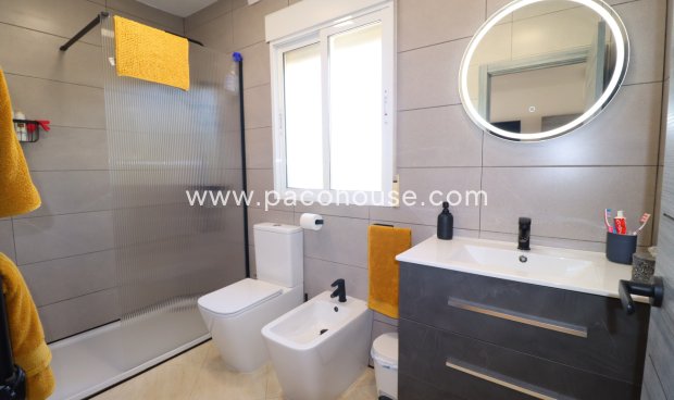 Resale - Villa -
Lorca