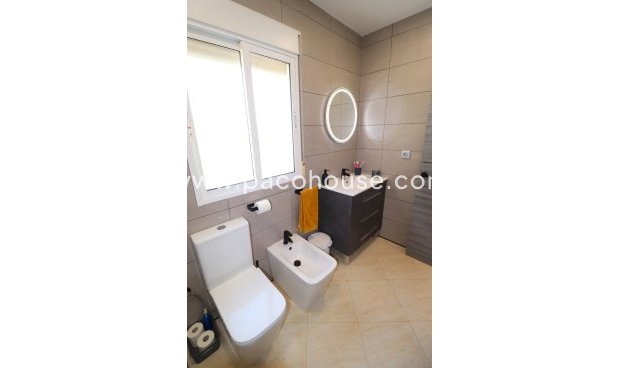 Resale - Villa -
Lorca