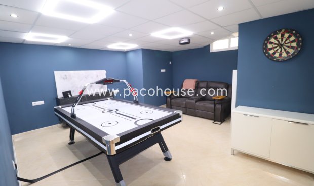Resale - Villa -
Lorca