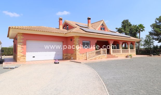 Resale - Villa -
Lorca