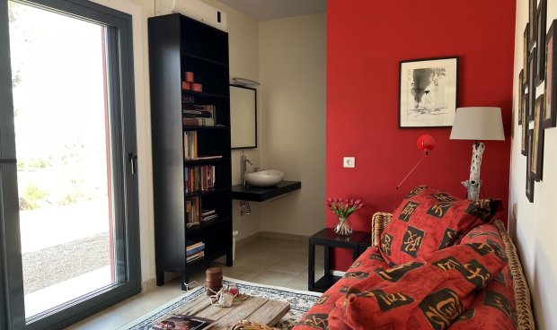 Reventa - Villa -
La Parroquia