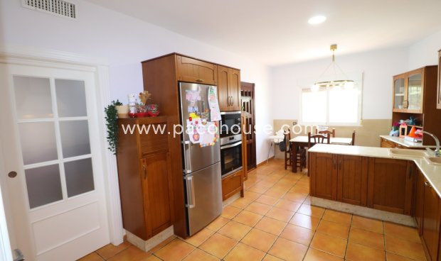 Resale - Villa -
Lorca