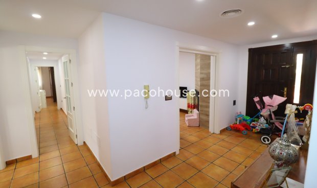 Resale - Villa -
Lorca