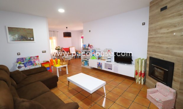 Resale - Villa -
Lorca