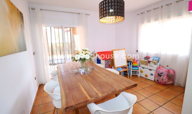Resale - Villa -
Lorca