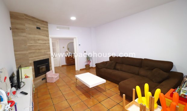 Resale - Villa -
Lorca