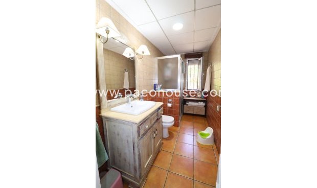 Resale - Villa -
Lorca