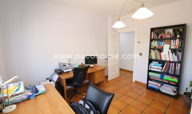 Resale - Villa -
Lorca