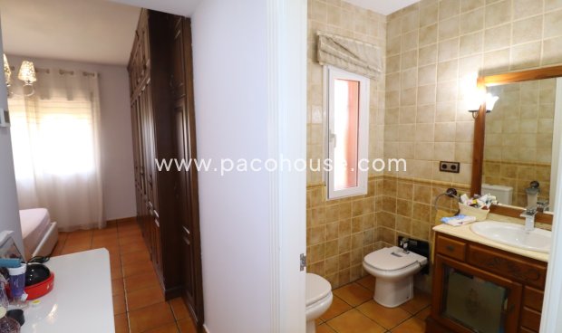 Resale - Villa -
Lorca