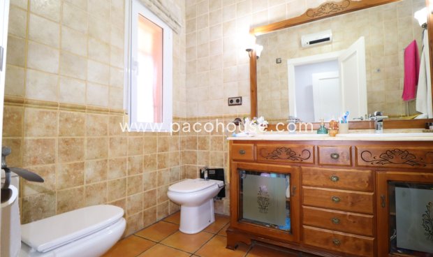 Resale - Villa -
Lorca