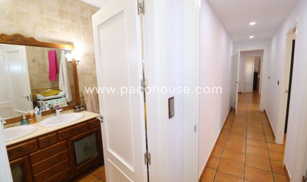 Resale - Villa -
Lorca